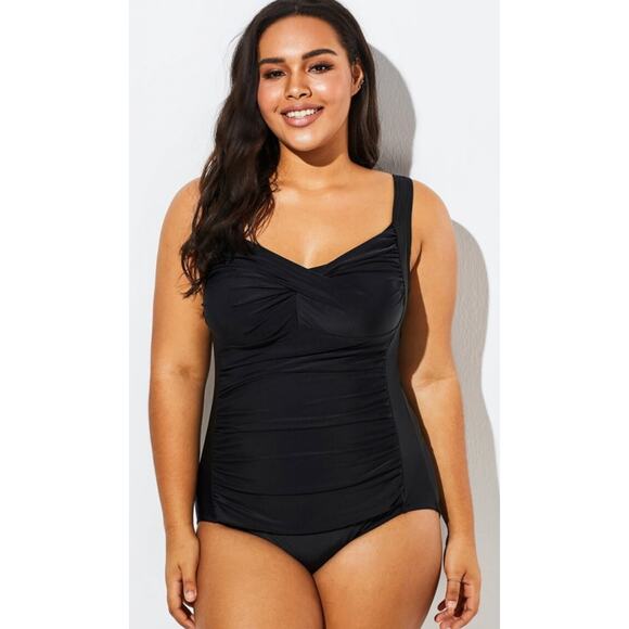 Meet.Curve Black Twist Front Push Up One Piece Swimsuit XL never worn NWT - Picture 2 of 7